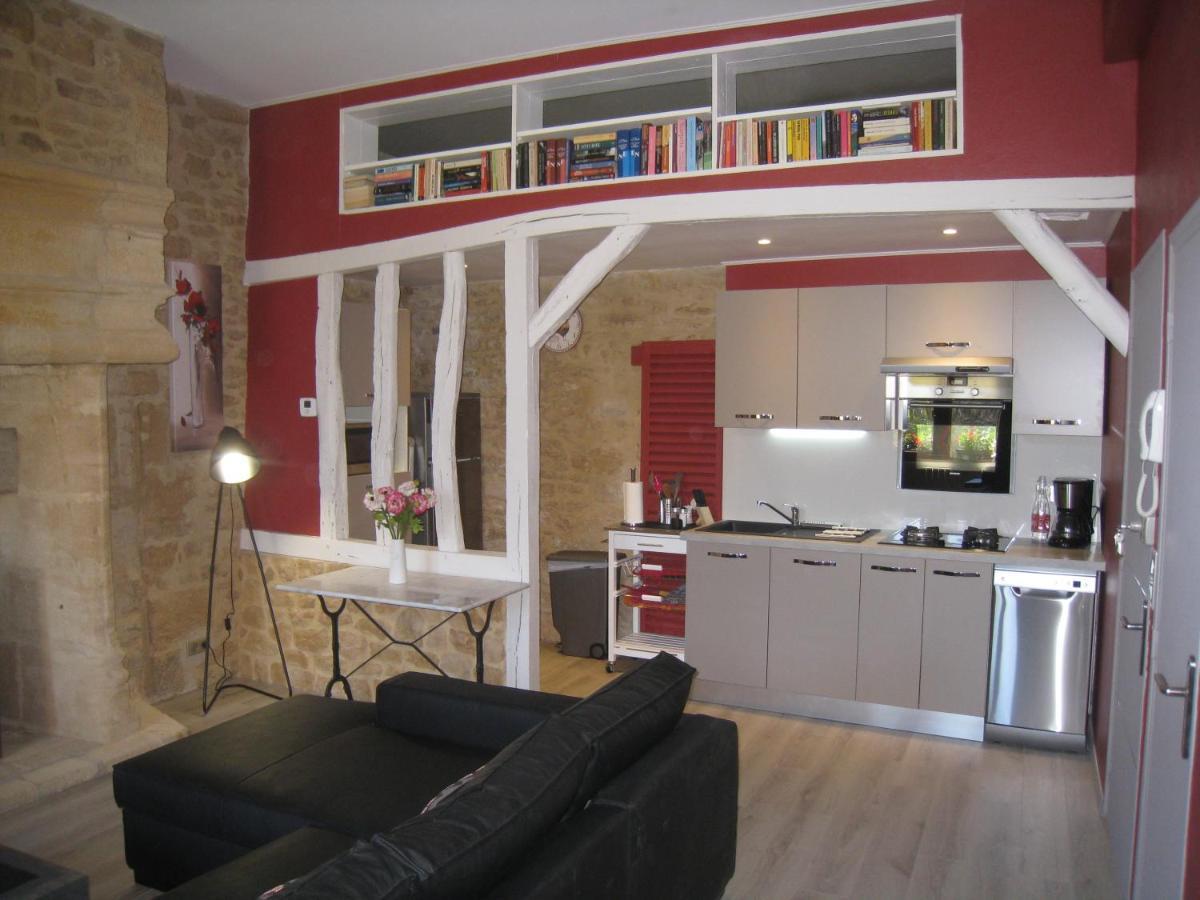 Petits Anges Apartment ซาร์ลา-ลา-กาเนดา ภายนอก รูปภาพ