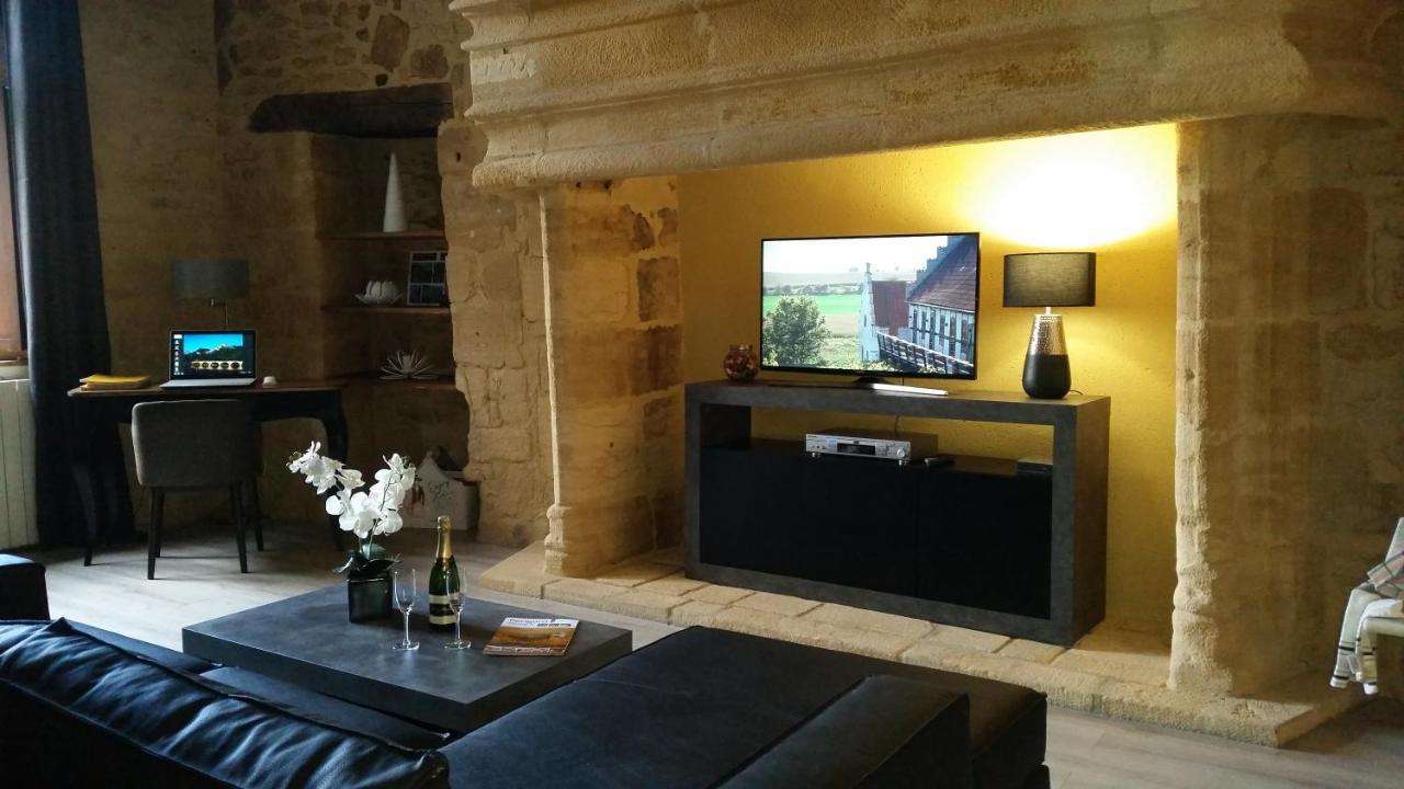 Petits Anges Apartment ซาร์ลา-ลา-กาเนดา ภายนอก รูปภาพ